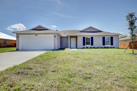 Villa ou maison à Port St. Lucie, Floride 4 chambres, 177.91 m2 № 2415869