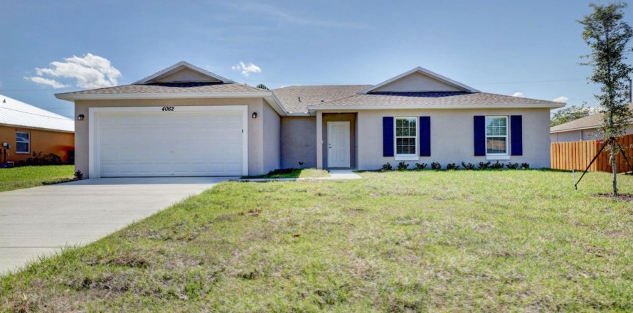 Villa ou maison à Port St. Lucie, Floride 4 chambres, 177.91 m2 № 2415869