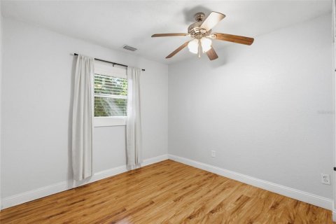 Villa ou maison à vendre à Tampa, Floride: 3 chambres, 183.2 m2 № 2133332 - photo 19