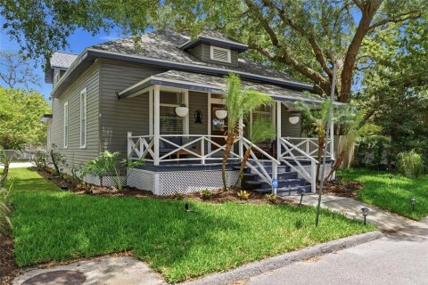 Casa en Tampa, Florida 3 dormitorios, 183.2 m2 № 2133332