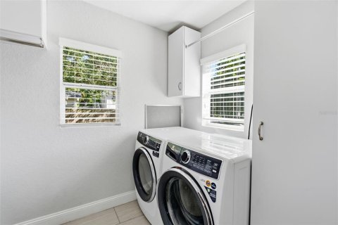 Villa ou maison à vendre à Tampa, Floride: 3 chambres, 183.2 m2 № 2133332 - photo 25