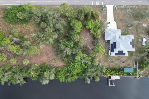 Terreno en venta en Port Charlotte, Florida № 1608719 - foto 5