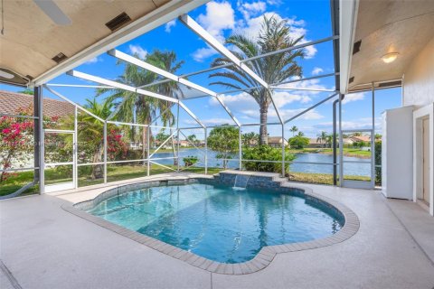 Casa en venta en Coral Springs, Florida, 5 dormitorios, 261.24 m2 № 1732029 - foto 2