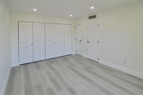 Copropriété à louer à Doral, Floride: 1 chambre, 72.46 m2 № 1990606 - photo 10