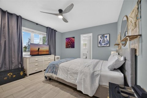 Villa ou maison à vendre à Port Charlotte, Floride: 3 chambres, 130.06 m2 № 2408499 - photo 17