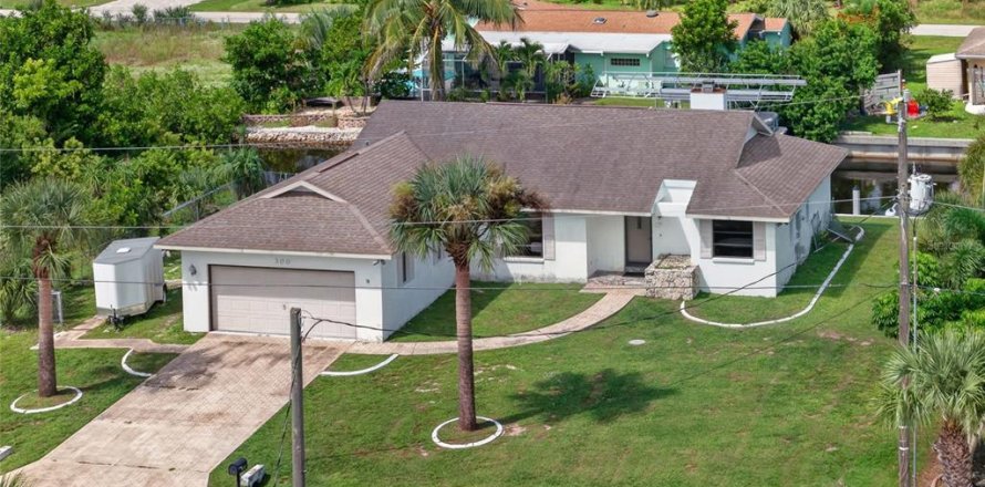 Villa ou maison à Punta Gorda, Floride 2 chambres, 168.9 m2 № 2407037