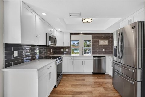 Villa ou maison à vendre à Punta Gorda, Floride: 2 chambres, 168.9 m2 № 2407037 - photo 14
