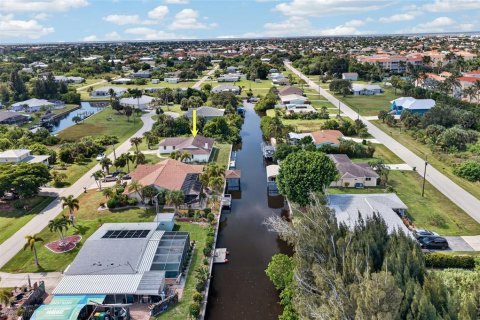 Villa ou maison à vendre à Punta Gorda, Floride: 2 chambres, 168.9 m2 № 2407037 - photo 25