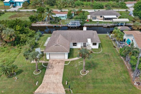 Villa ou maison à vendre à Punta Gorda, Floride: 2 chambres, 168.9 m2 № 2407037 - photo 24
