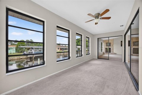 Villa ou maison à vendre à Punta Gorda, Floride: 2 chambres, 168.9 m2 № 2407037 - photo 10