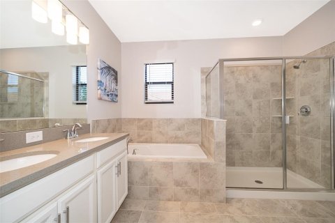Townhouse in Davenport, Florida 4 bedrooms, 200.3 sq.m. № 1917894 - photo 27