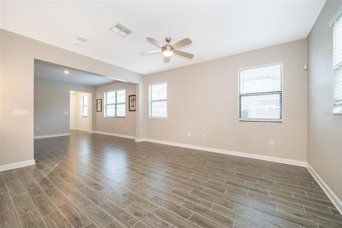 Townhouse in Davenport, Florida 4 bedrooms, 200.3 sq.m. № 1917894 - photo 12