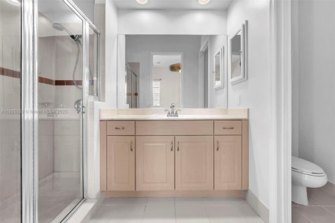 Купить таунхаус в Пемброк-Пайнс, Флорида 2 спальни, 137.68м2, № 1933215 - фото 28