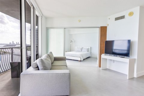 Copropriété à louer à Miami, Floride: 2 chambres, 97.36 m2 № 2077208 - photo 15