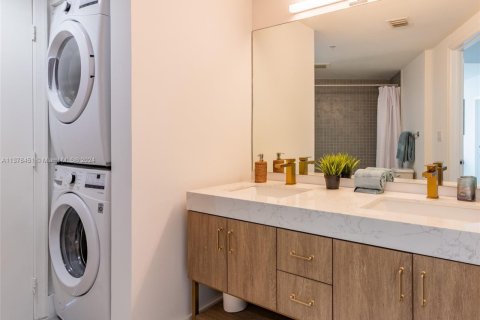 Copropriété à louer à Miami, Floride: 2 chambres, 97.36 m2 № 2077208 - photo 29