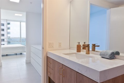 Copropriété à louer à Miami, Floride: 2 chambres, 97.36 m2 № 2077208 - photo 22