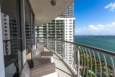 Copropriété à louer à Miami, Floride: 2 chambres, 97.36 m2 № 2077208 - photo 4