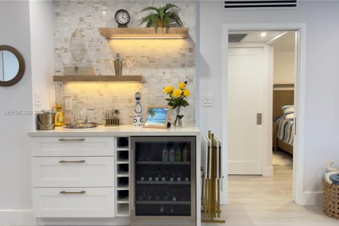 Copropriété à louer à Miami Beach, Floride: 2 chambres, 95.69 m2 № 1999166 - photo 6