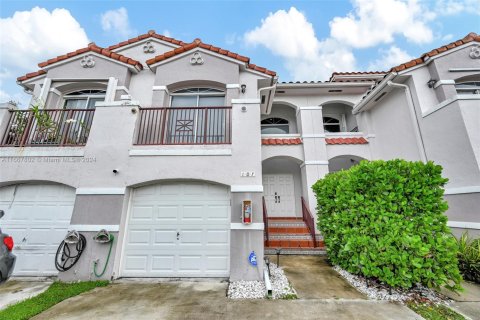 Condo in Miami, Florida, 3 bedrooms  № 1710639 - photo 3