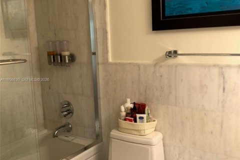 Снять в аренду виллу или дом в Майами, Флорида 3 спальни, 190.17м2, № 2010522 - фото 16