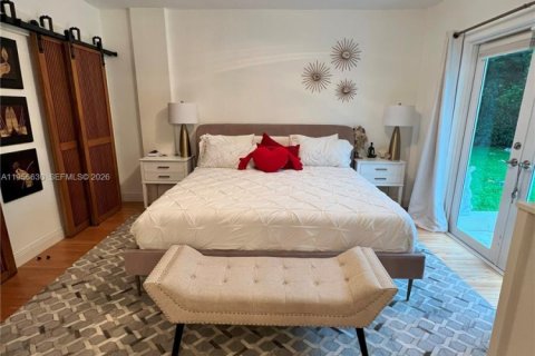 Снять в аренду виллу или дом в Майами, Флорида 3 спальни, 190.17м2, № 2010522 - фото 10