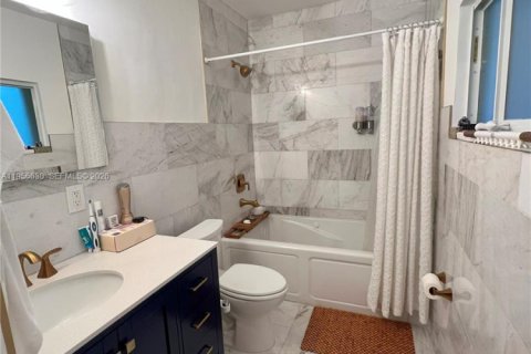 Снять в аренду виллу или дом в Майами, Флорида 3 спальни, 190.17м2, № 2010522 - фото 11