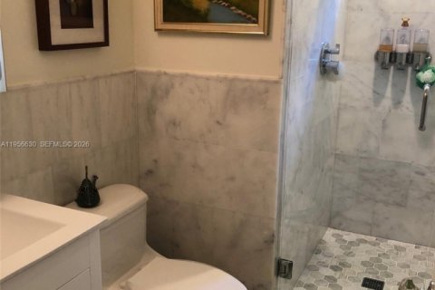 Снять в аренду виллу или дом в Майами, Флорида 3 спальни, 190.17м2, № 2010522 - фото 17