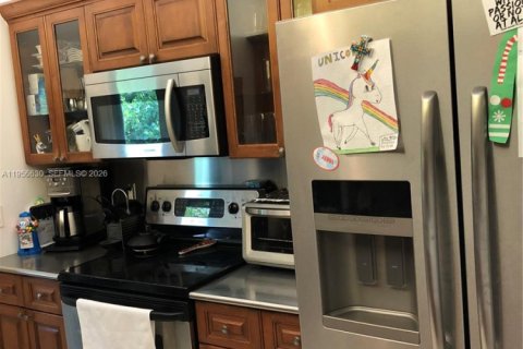 Снять в аренду виллу или дом в Майами, Флорида 3 спальни, 190.17м2, № 2010522 - фото 9