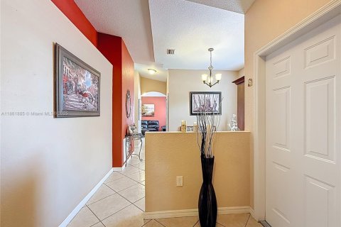 Casa en venta en Homestead, Florida, 4 dormitorios, 154.4 m2 № 1892446 - foto 13