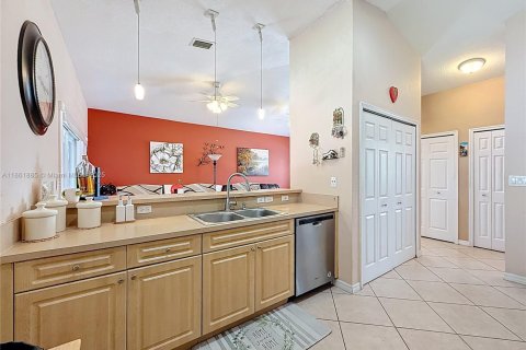 Casa en venta en Homestead, Florida, 4 dormitorios, 154.4 m2 № 1892446 - foto 26