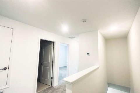 Townhouse in Sarasota, Florida 3 bedrooms, 127.55 sq.m. № 1765754 - photo 12