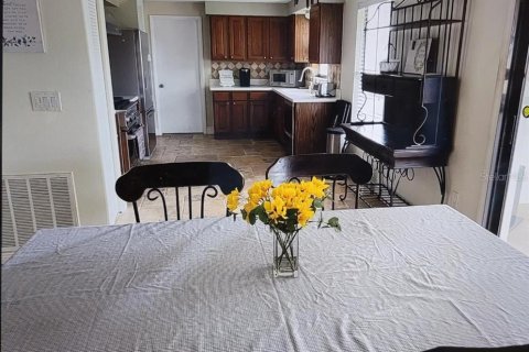 Casa en alquiler en Sarasota, Florida, 3 dormitorios, 113.34 m2 № 1815741 - foto 9