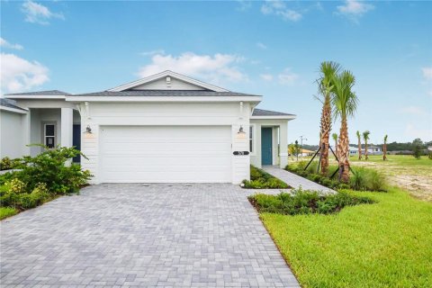 Casa en venta en Lady Lake, Florida, 2 dormitorios, 133.22 m2 № 2151511 - foto 2