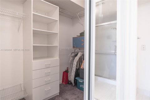 Copropriété à vendre à Sunrise, Floride: 2 chambres, 131.92 m2 № 1998290 - photo 10