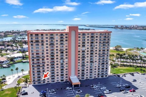 Condominio en venta en Saint Petersburg, Florida, 2 dormitorios, 104.98 m2 № 2229573 - foto 21