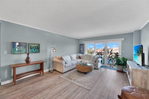 Condominio en venta en Saint Petersburg, Florida, 2 dormitorios, 104.98 m2 № 2229573 - foto 9