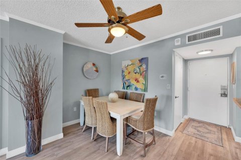 Condominio en venta en Saint Petersburg, Florida, 2 dormitorios, 104.98 m2 № 2229573 - foto 7