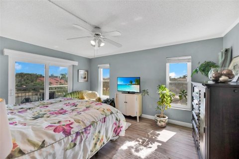 Condominio en venta en Saint Petersburg, Florida, 2 dormitorios, 104.98 m2 № 2229573 - foto 13