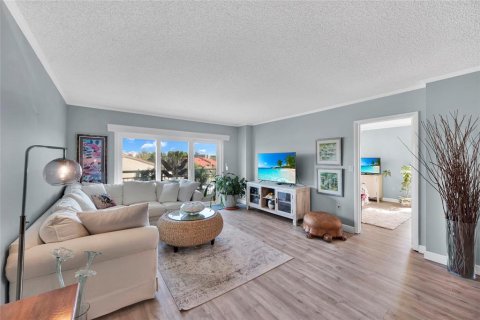 Condominio en venta en Saint Petersburg, Florida, 2 dormitorios, 104.98 m2 № 2229573 - foto 4