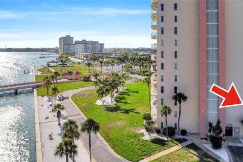 Condominio en venta en Saint Petersburg, Florida, 2 dormitorios, 104.98 m2 № 2229573 - foto 3