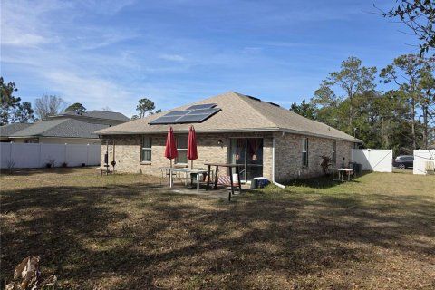 House in Palm Coast, Florida 4 bedrooms, 171.13 sq.m. № 2106430 - photo 4