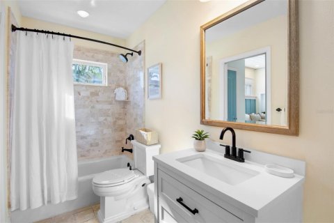 Casa en venta en Anna Maria, Florida, 2 dormitorios, 103.03 m2 № 2125509 - foto 19