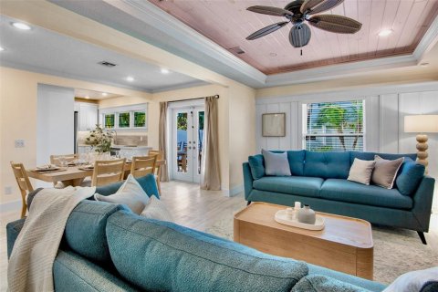 Casa en venta en Anna Maria, Florida, 2 dormitorios, 103.03 m2 № 2125509 - foto 18