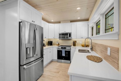 Casa en venta en Anna Maria, Florida, 2 dormitorios, 103.03 m2 № 2125509 - foto 13