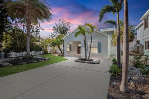 Casa en venta en Anna Maria, Florida, 2 dormitorios, 103.03 m2 № 2125509 - foto 26