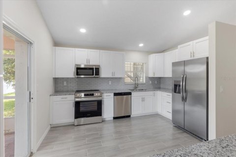 House in Palm Coast, Florida 2 bedrooms, 138.61 sq.m. № 1818815 - photo 11