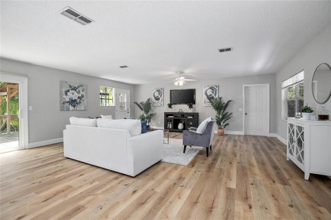 Villa ou maison à vendre à Port Orange, Floride: 3 chambres, 149.76 m2 № 1884412 - photo 7