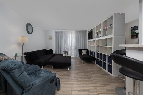 Condominio en venta en Daytona Beach, Florida, 1 dormitorio, 73.95 m2 № 1827643 - foto 16