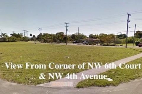 Propiedad comercial en venta en Pompano Beach, Florida № 1962514 - foto 6