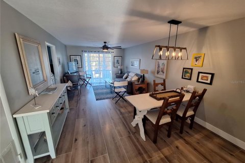 Copropriété à louer à Venice, Floride: 2 chambres, 76.92 m2 № 1530524 - photo 4